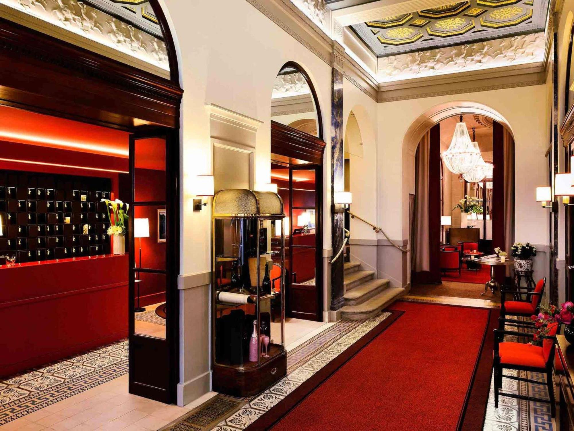 Carlton - Mgallery Collection